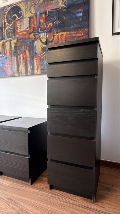 IKEA MALM – Cómoda + 2 Mesas de Cabeceira