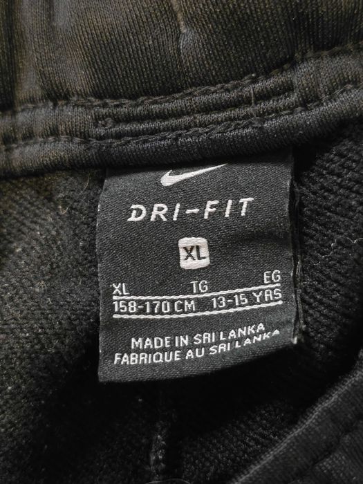 Nike Dri-FIT spodnie chłopięce XL 13-15 lat czarne