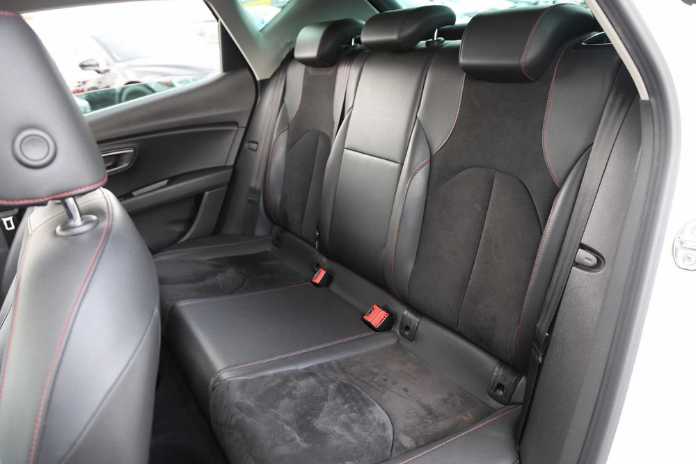 SEAT Leon 2015 Авто