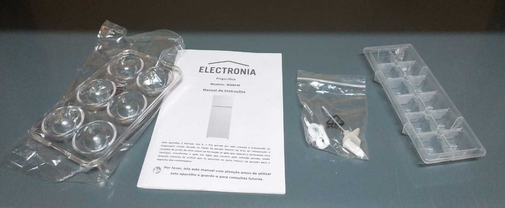 Frigorifico Electronica Robim 143cm 204L Branco