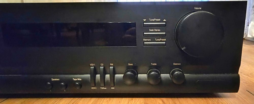 Amplituner Harman Kardon HK 3250 z pilotem