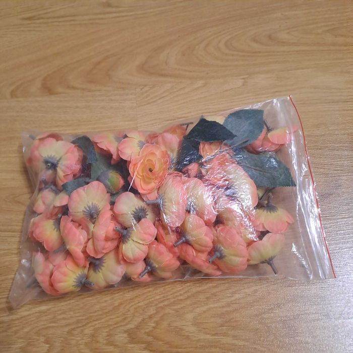 Róża / kamelia mini główka sztuczne kwiaty 63 sztuk