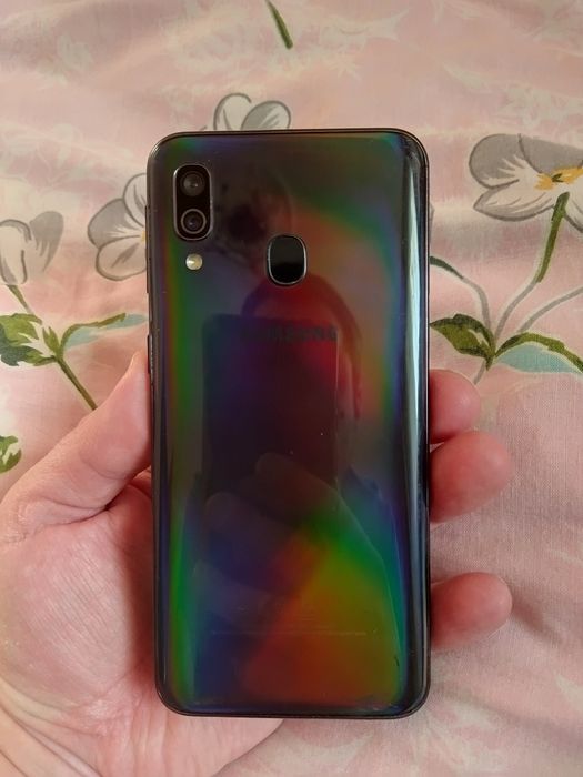 Samsung galaxy A40 SM-A405F.  4/64 NFC