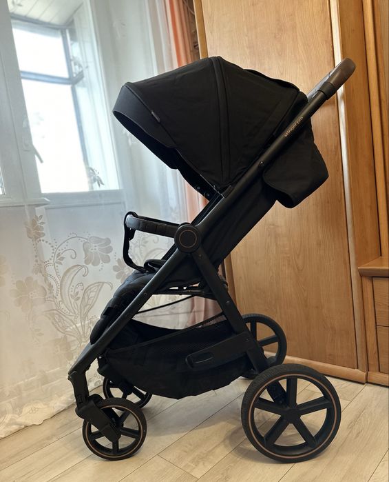 Дитяча прогулянкова коляска 4 baby stinger pro