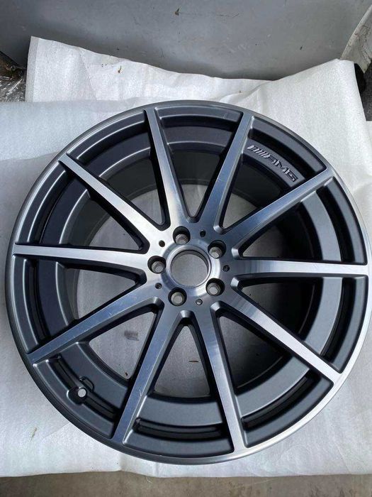 Mercedes GLS W167 AMG Pojedyńcza Fegla 21