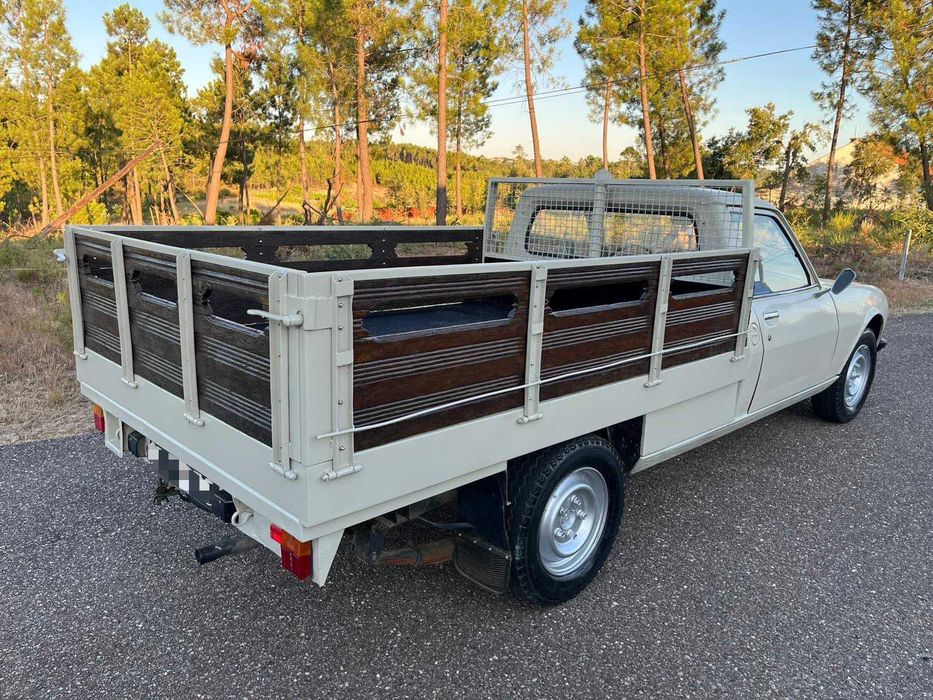 Peugeot 504 Pick-up 2.1 Diesel – 100 Mil Kms