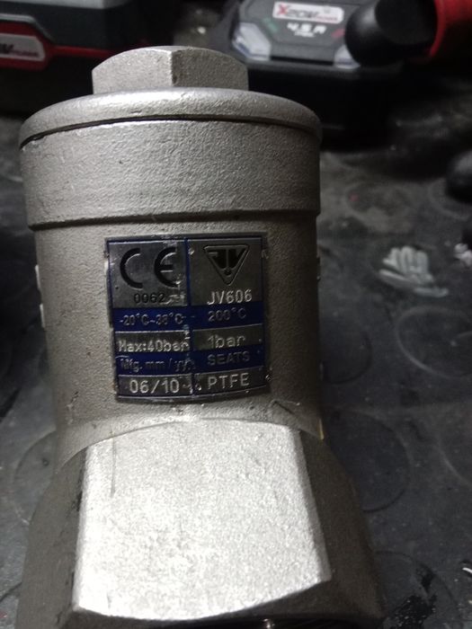 Zawór zwrotny pn40 dn 40 1 1/2 inox