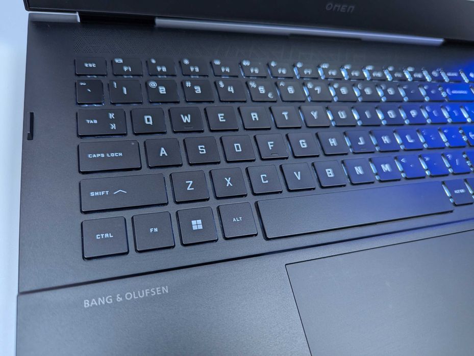 LAPTOP GAMINGOWY HP Omen 16 RTX 3050 Ti Intel Core i5-11400H 144 hz