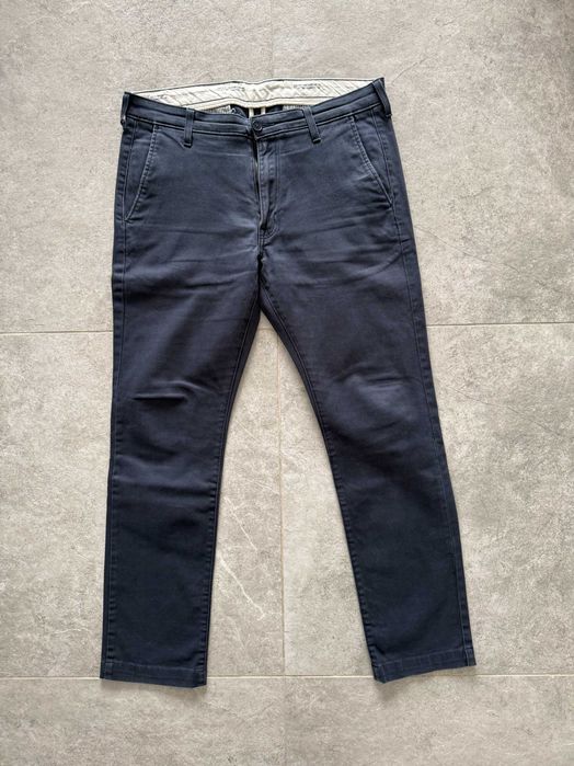 Granatowe Spodnie Chino Wrangler W31 L30 stan dobry, na 176 wzrostu