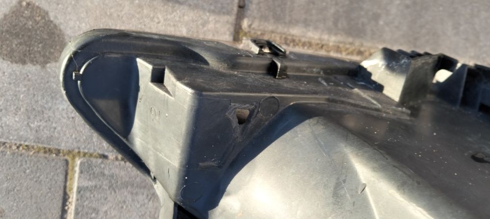 Lampa przednia lewa peugeot 307