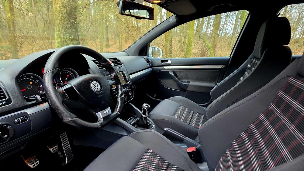 Volkswagen Golf V GTI 2.0 200KM  Wzorowy stan Pedantycznie utrzymany