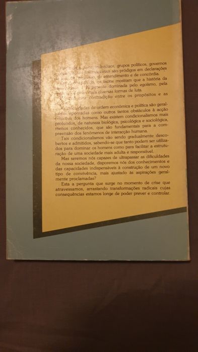 Pressupostos e dificuldades da acção política - Neto de Carvalho