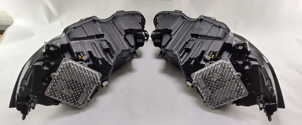 КОМПЛЕКТ ФАР права\ліва на Jaguar F-Pace