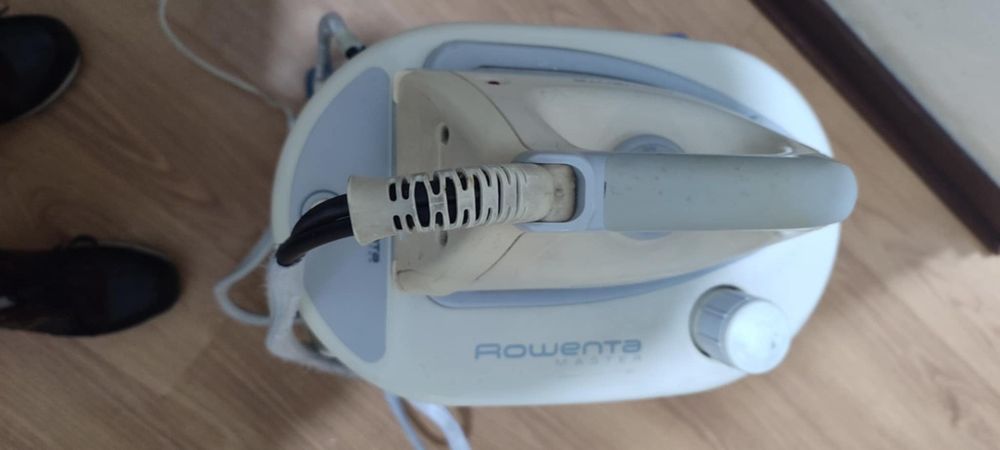 Vendo ferro com cadeira Rowenta