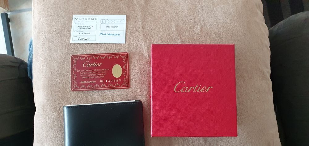 Carteira de Homen "Cartier Pasha" Pele Preta. Nunca Foi Usado, Novinho