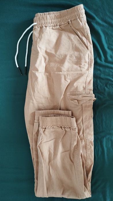 Spodnie joggery brązowe
