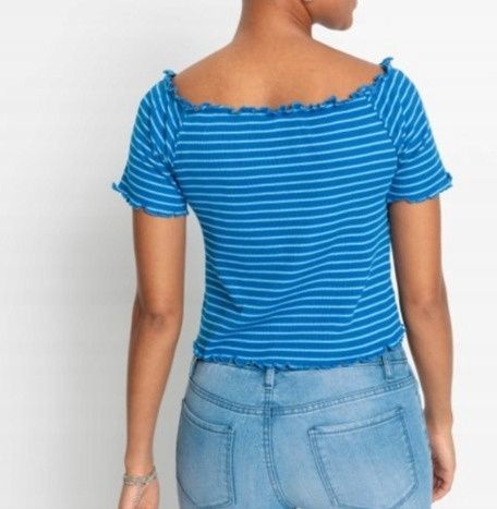 B.P.C t-shirt w paski prążkowany 40/42.