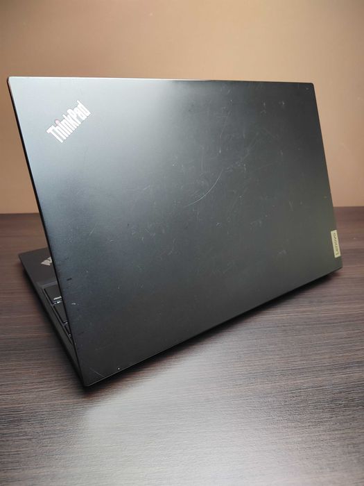 LAPTOP | ThinkPad T15p Gen2 | i7-11800H | GTX 1650 | 32GB 512SSD Win11