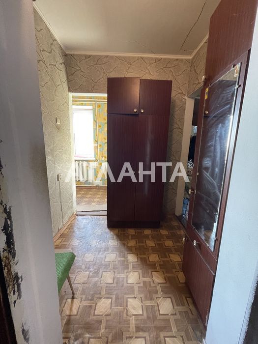 Продаётся квартира под ремонт в пгт. Таирова