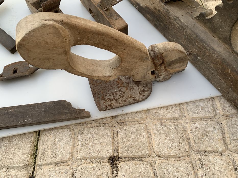 Ferramentas carpinteiro antigas