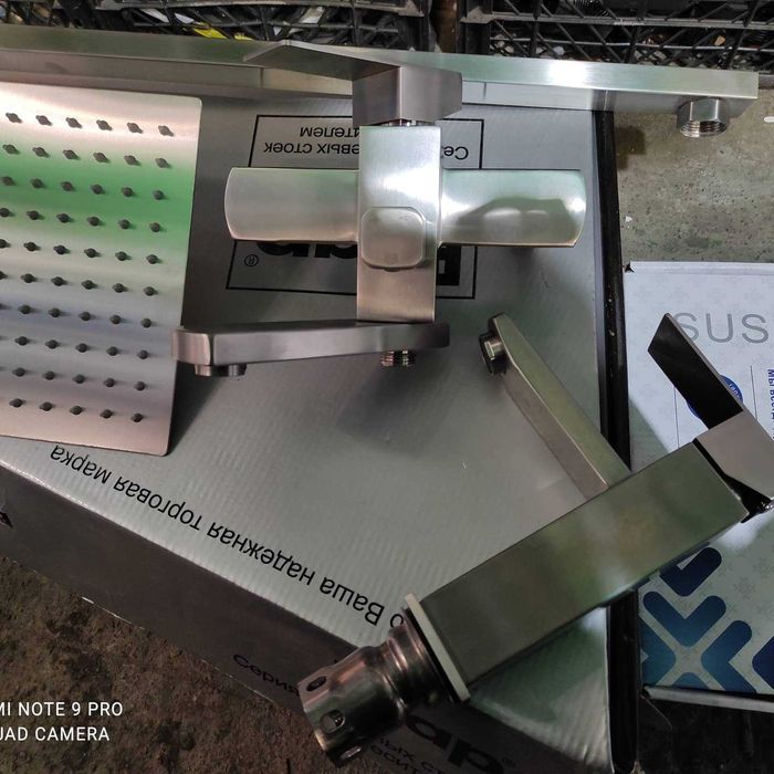 Смеситель с тропическим душем из нержавеющей стали TM Mixxus ТМ Lidz