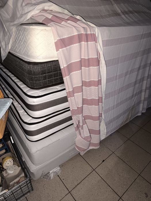 Cabeceira pele + cama