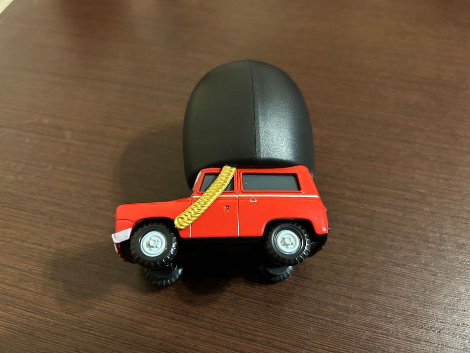 Машинка Тачки 2 Покришкінс