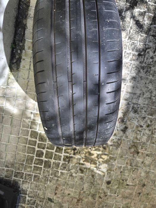 Pneus DUNLOP Sport 225/45/17   |   MICHELIN Pilot 225/50/17