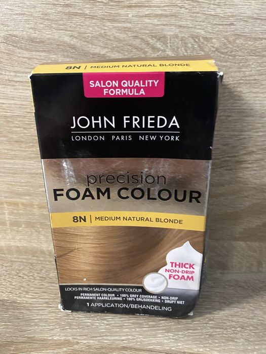 Farba do włosow 8n medium natural blond