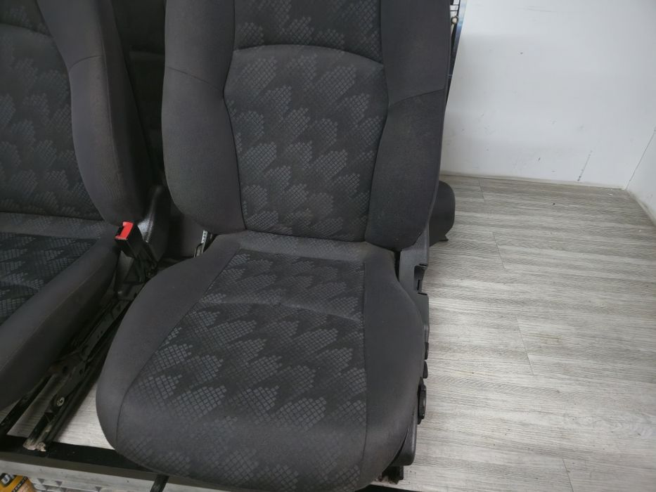 Conjunto de bancos e forras Mercedes C W203 Avantgarde