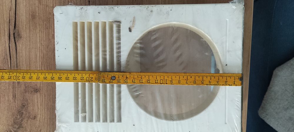 Kratka wentylacyjna i łącznik kanału, plastikowe