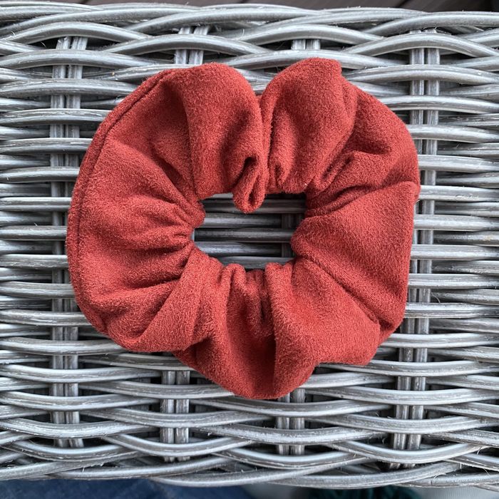 Scrunchie matowa