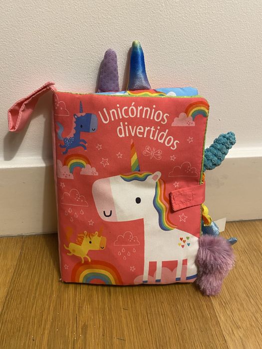 Livro de tecido bebé unicórnio
