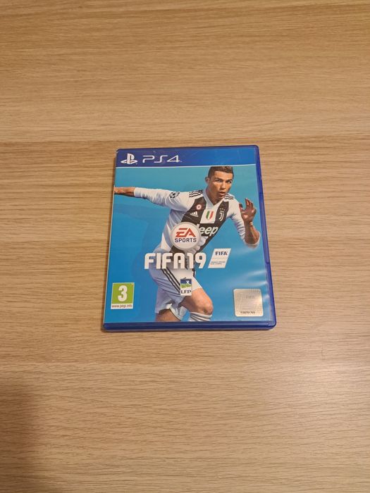 Jogo FIFA 19 Playstation 4 PS4