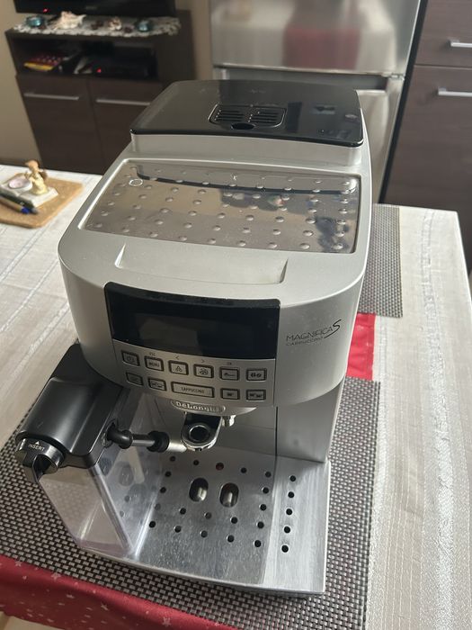 Ekspres DeLonghi ECAM 22.360.S