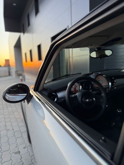 Mini Cooper D (Motor BMW 112cv]