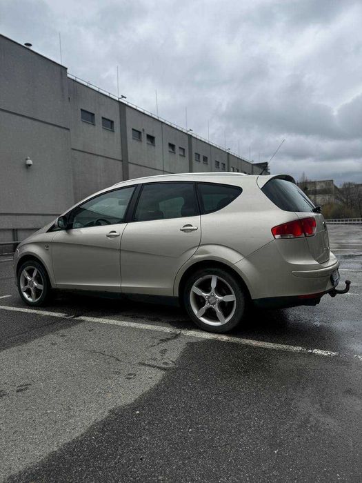 SEAT ALTEA XL нерозмитнений