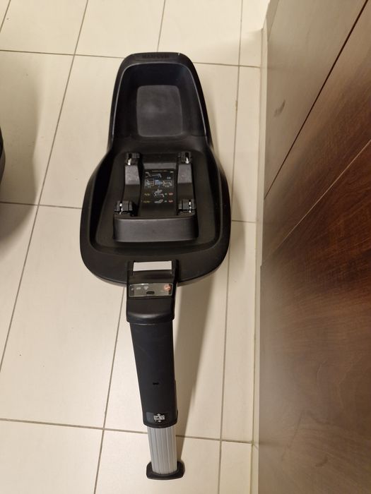 Maxi-Cosi Pearl Pro 2 i-Size Fotelik 0-18 kg Authentic Black plus baza