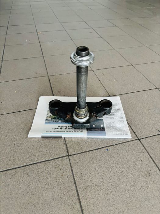 Várias peças de motorizada