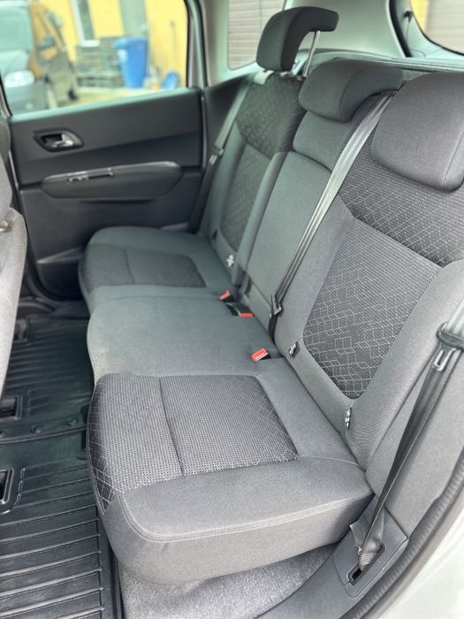 Peugeot 3008 2016