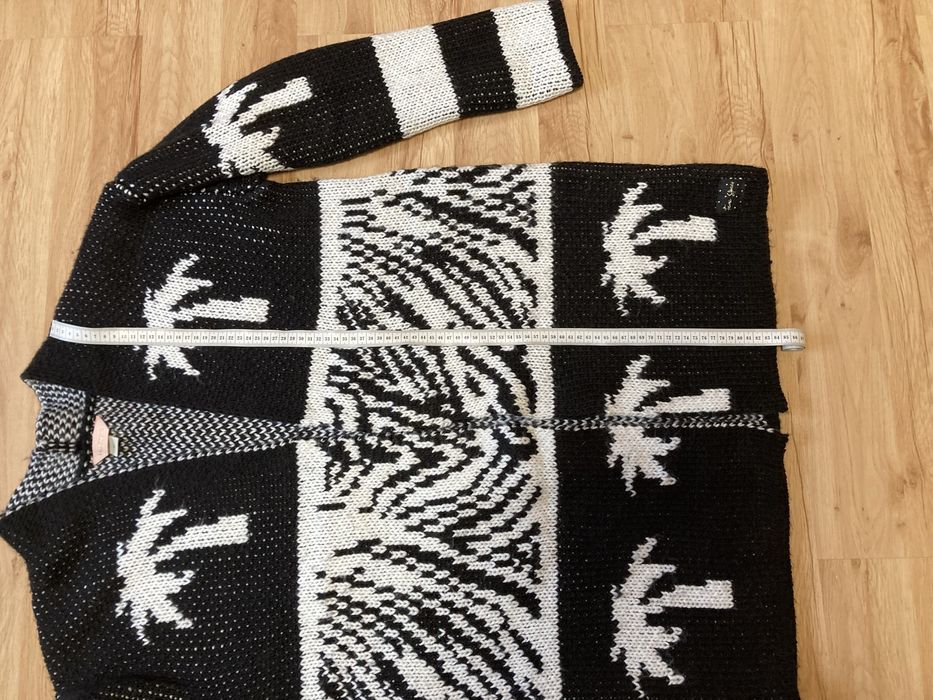 Ciepły kardigan Femi Stories