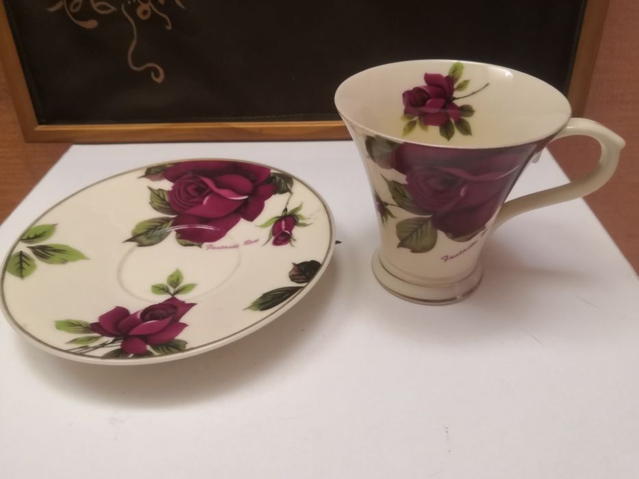 Подарочная чашка с блюдцем розы Prestige Fantastic Rose