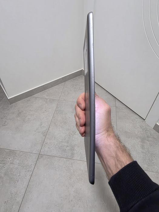 iPad 6 покоління. 32GB. Space Grey. LTE. Сімкарта. Гарантія