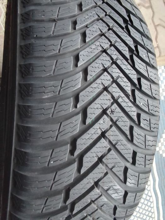 Opona zimowa 215/55r16 NOKIAN 7.5mm