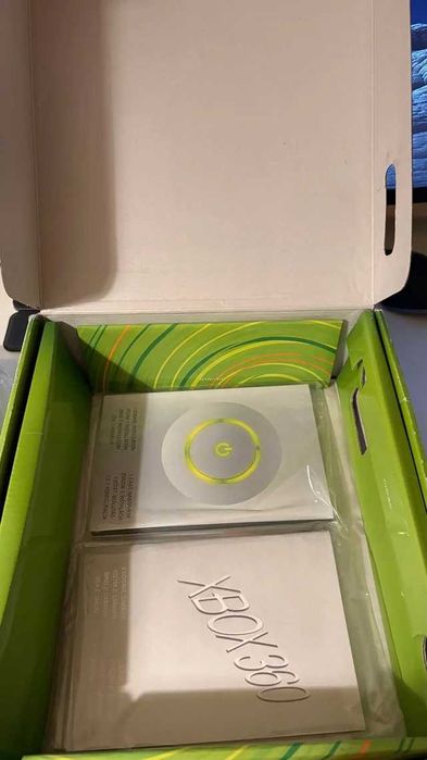 Xbox 360 Arcade (CIB)