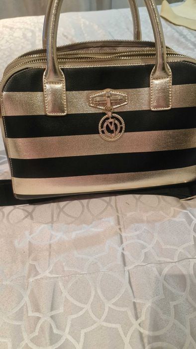 Mala versage verdadeira.