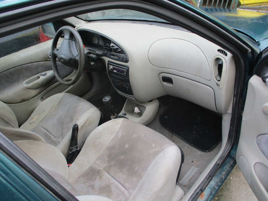 Ford Fiesta MK4 para Peças