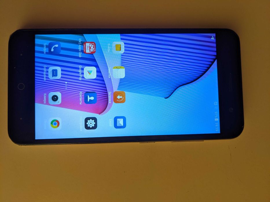 Телефон ZTE A 520