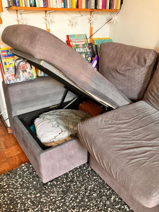 Sofá cama com chaise-long