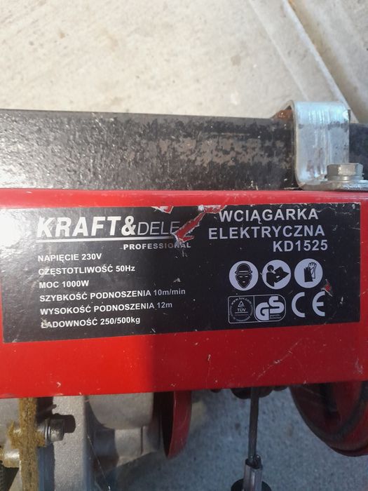 Sprzedam dźwig budowlany